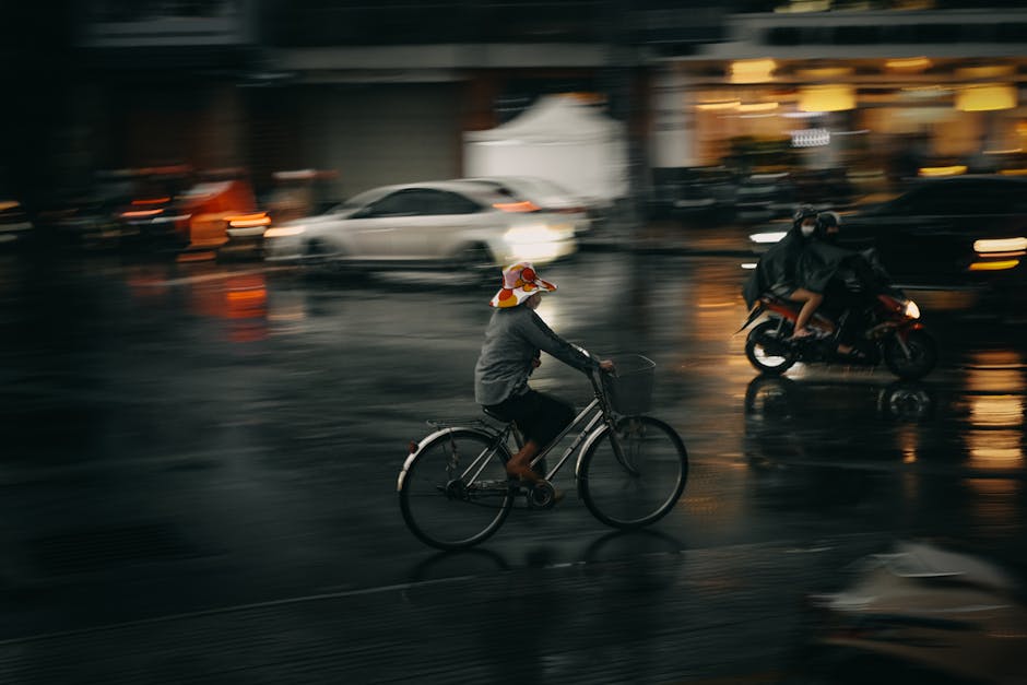 Winter Cycling: Stay Safe and Comfortable in Cold, Wet Weather